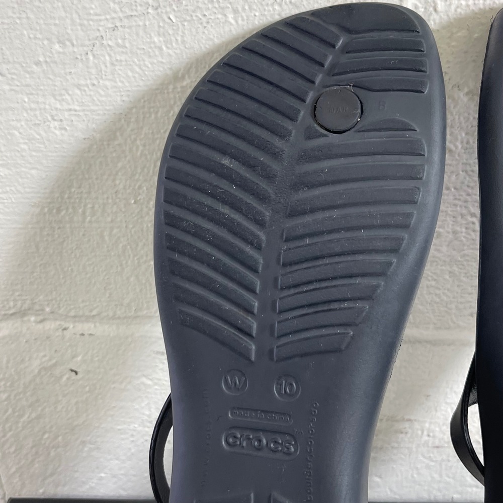 CROCS Black Women's Slingback Flip Sandals - Picture 10 of 12